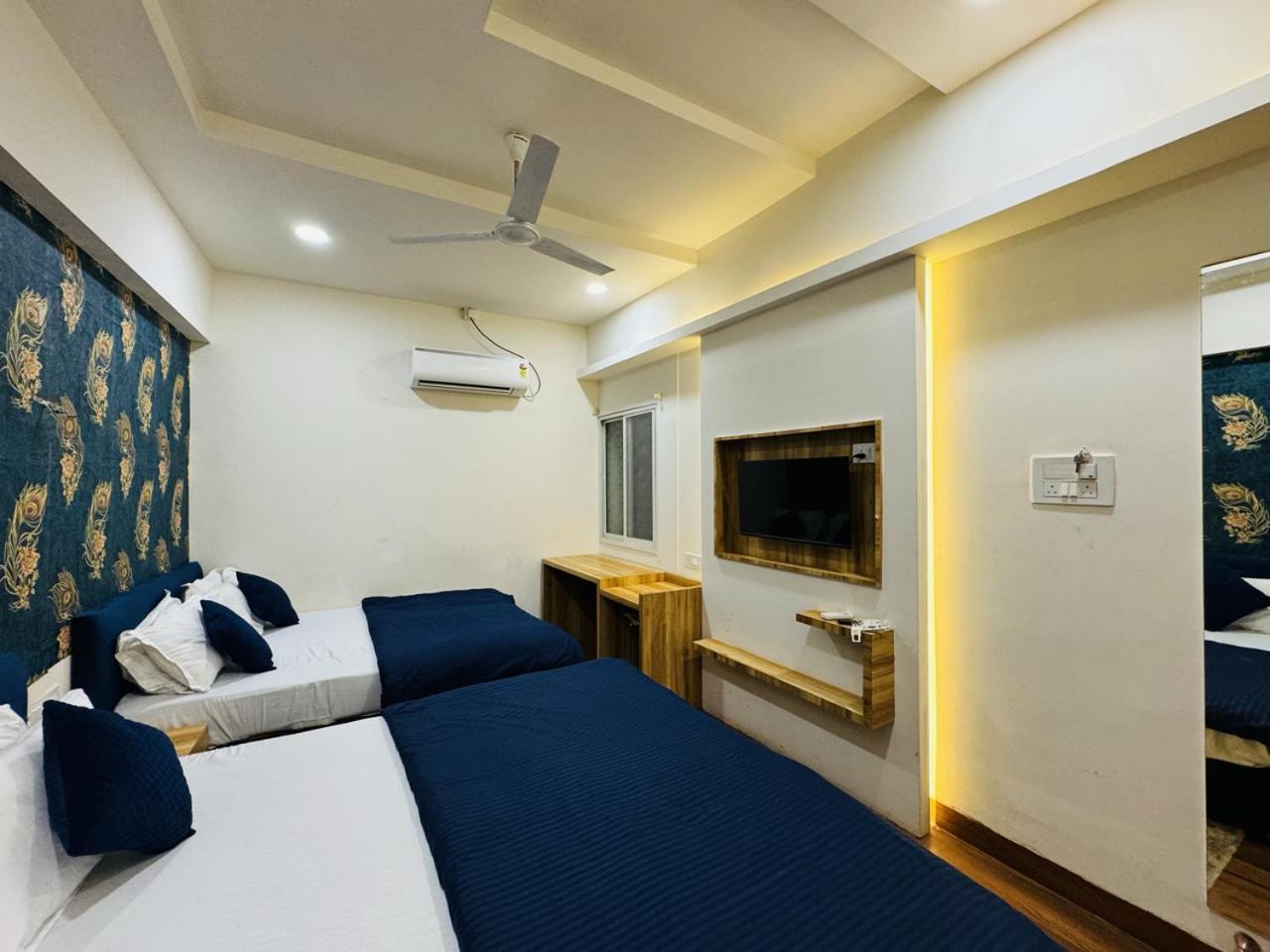 Hotel Shree Mahakal Krapa อุจเจน ภายนอก รูปภาพ